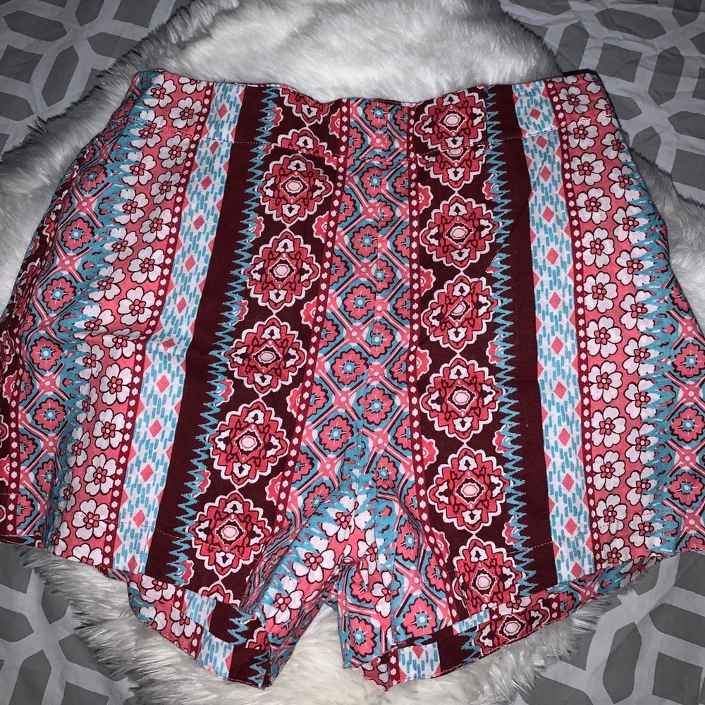 Hollister printed shorts